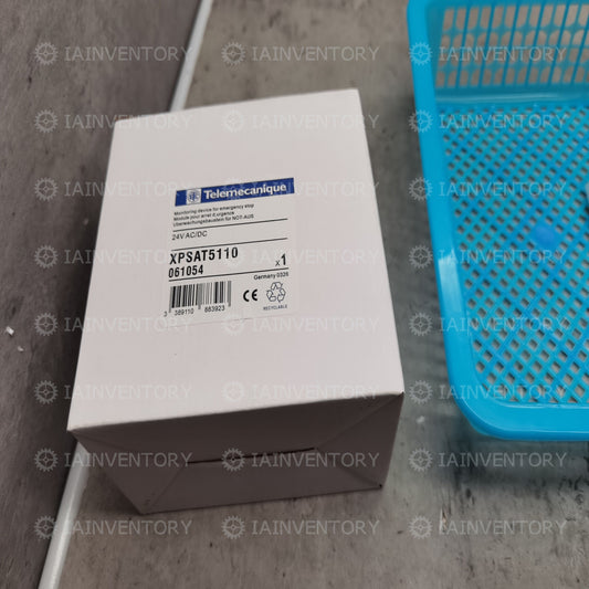 SCHNEIDER XPSAT5110 Safety Relay Dual Channel