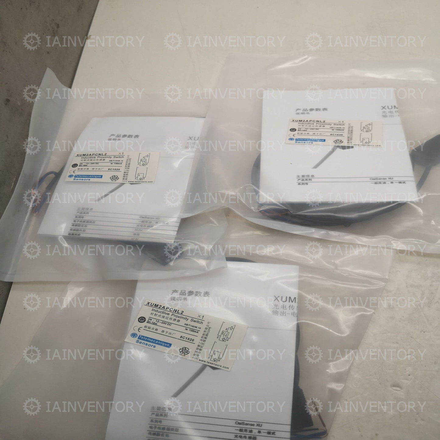 Schneider sensor XUM2APCNL2